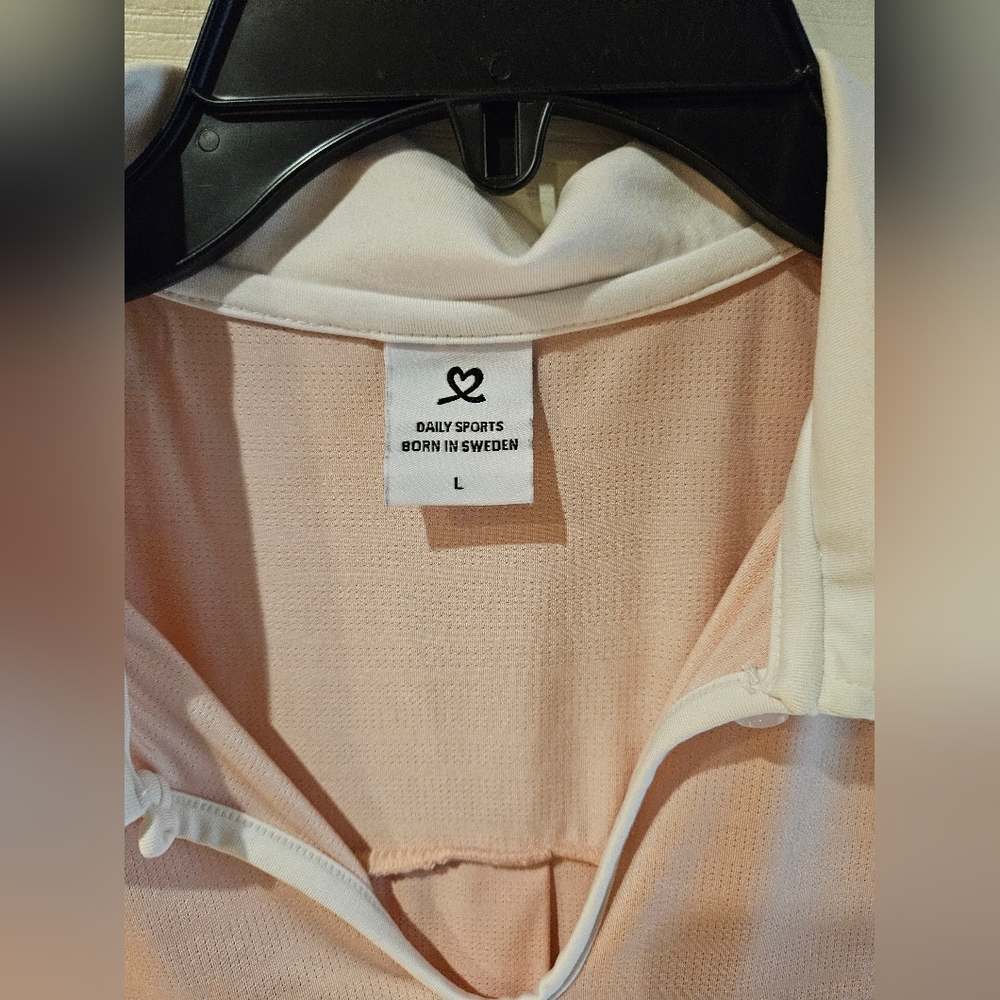 Daily Sports Sleeveless Golf Shirt